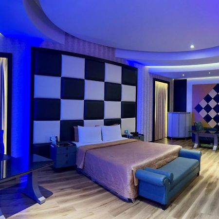 Wei Feng Exquisite Motel Pintung Branch Pingtung 외부 사진