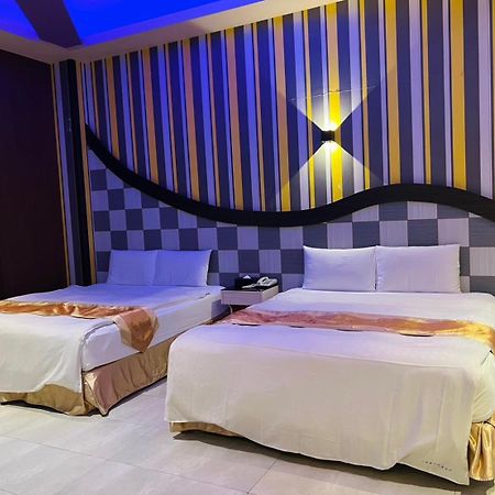 Wei Feng Exquisite Motel Pintung Branch Pingtung 외부 사진