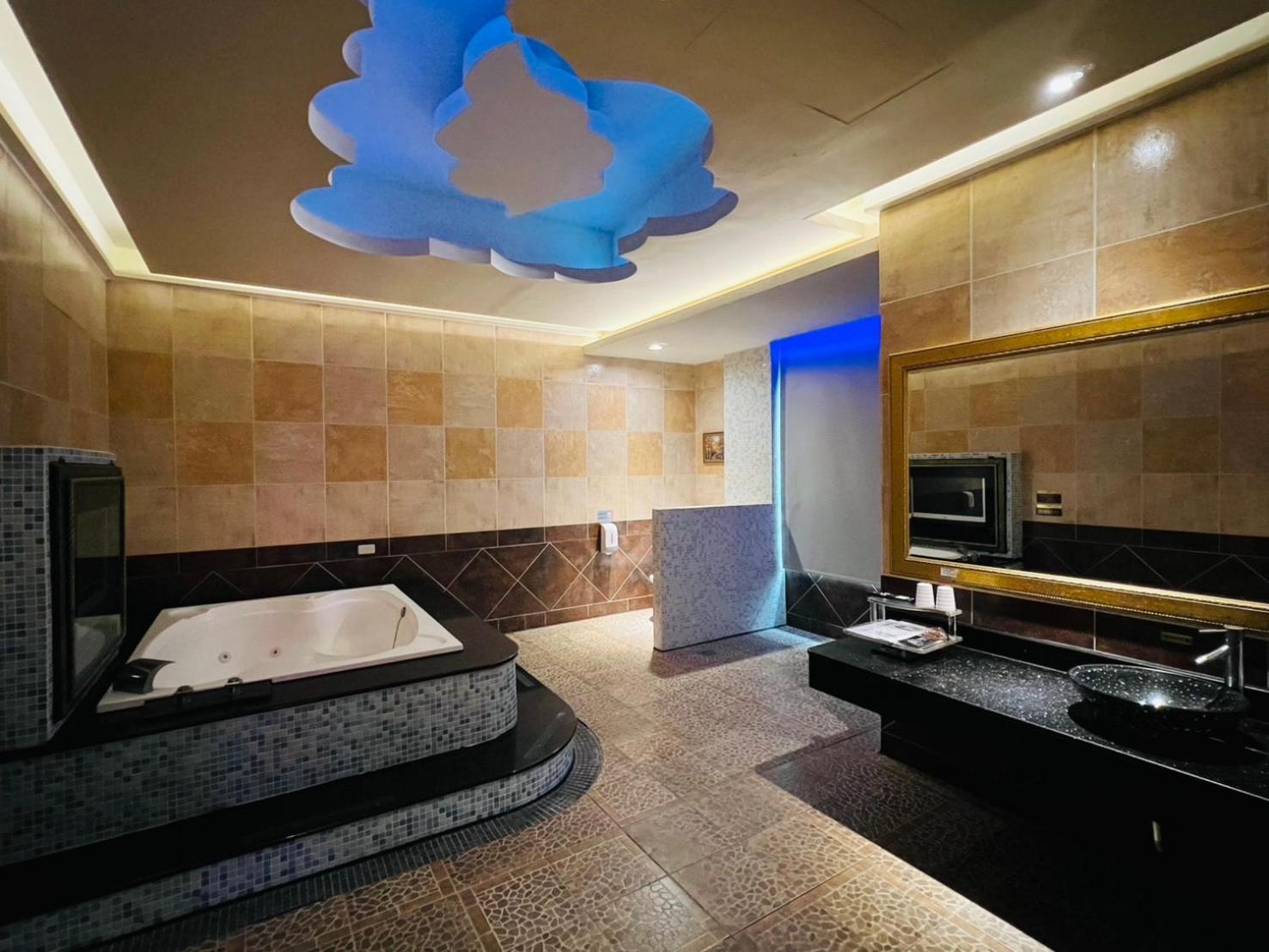 Wei Feng Exquisite Motel Pintung Branch Pingtung 외부 사진